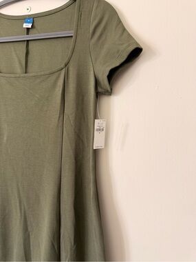 Old Navy Olive Scoop Neck Short Sleeve Tunic